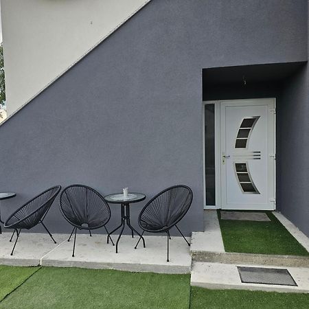 Apartamento Ena1 & Ena2 -Big Free Parking Karlovac Exterior foto