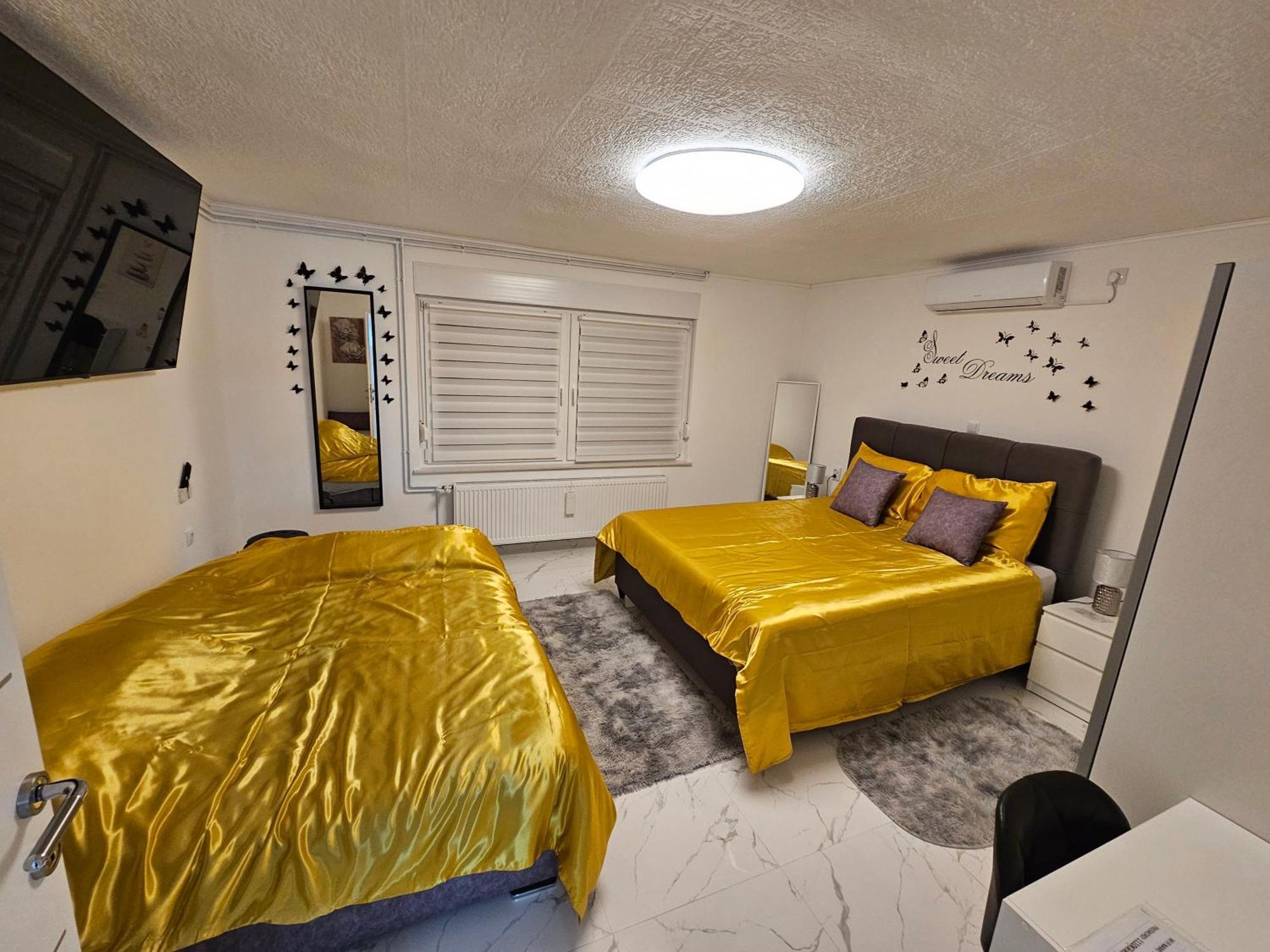 Apartamento Ena1 & Ena2 -Big Free Parking Karlovac Exterior foto
