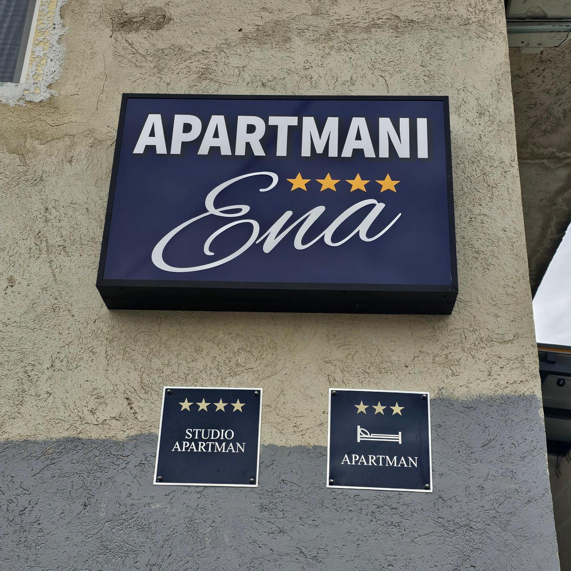 Apartamento Ena1 & Ena2 -Big Free Parking Karlovac Exterior foto